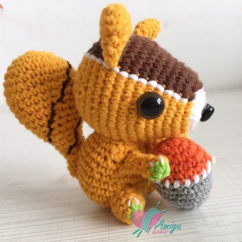 Squirrel amigurumi crochet – Chinese Pattern