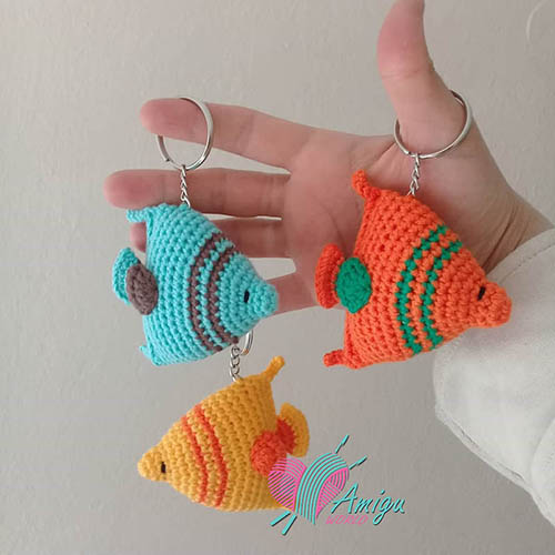 Crochet a colorul fish amigurumi – Poland pattern