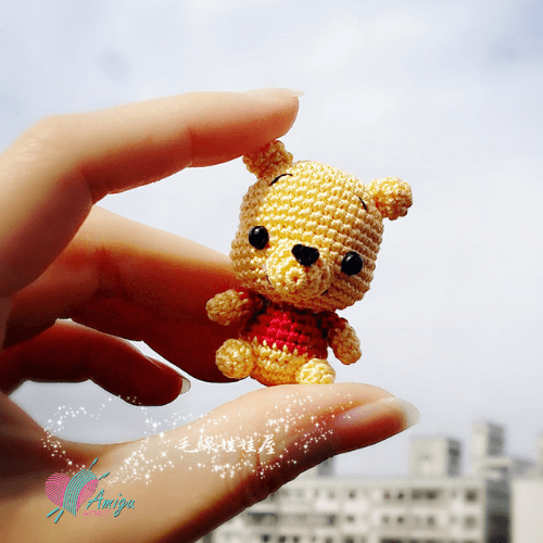 Amigurumi Pooh bear keychain – Chinese pattern