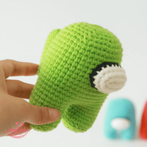 Free Among Us crochet pattern by Amivui Studio Amivui Studio