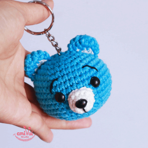 Tiny Bear amigurumi – Free crochet pattern by Amibuzz