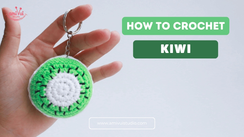 Kiwi fruit keychain amigurumi crochet pattern