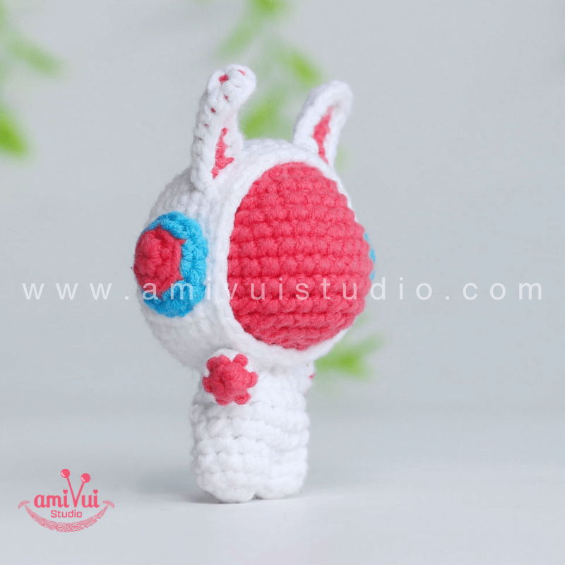 Crochet Astronaut Bunny - Free Amigurumi Pattern by AmivuiStudio