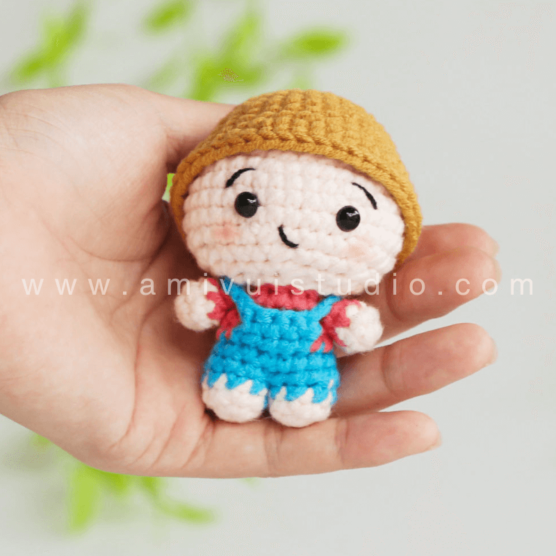 Crochet Baby Doll - Free Amigurumi Pattern by AmivuiStudio