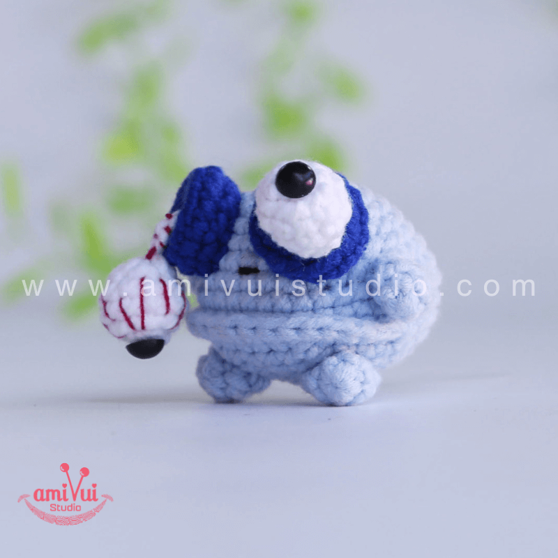 Crochet Monster keychain - Free Amigurumi Pattern by AmivuiStudio