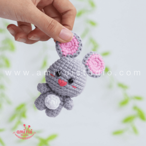 Amigurumi little mouse free crochet pattern