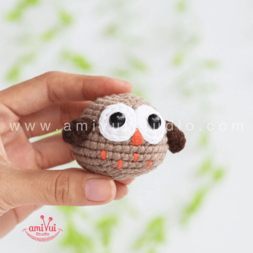 Tiny amigurumi Owl free crochet pattern