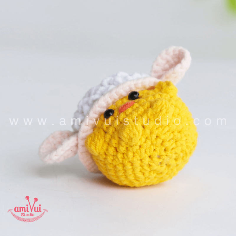 Crochet Tiny Chick with Sheep hat keychain - Free Amigurumi Pattern by AmivuiStudio