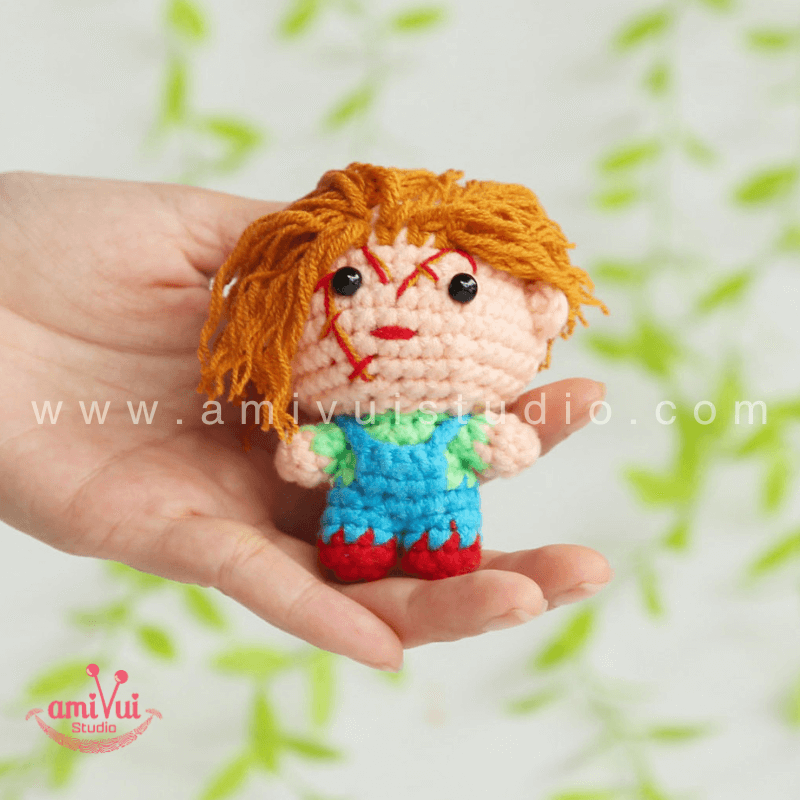 Hướng dẫn cách làm nhân vật Chucky-bằng len - Chart móc miễn phí Amivui Studio