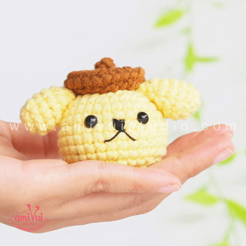 Crochet Pompompurin keychain - Free Amigurumi Pattern by AmivuiStudio