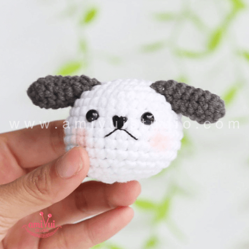 Tiny dog amigurumi free crochet pattern